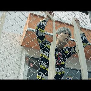 BTS (방탄소년단) '불타오르네 (FIRE)' Official MV